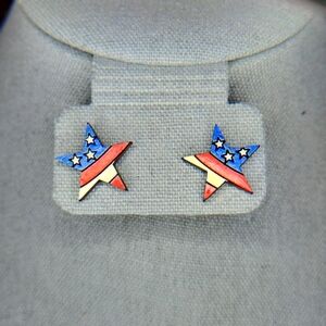 Jamie Elizabeth flag stud earrings